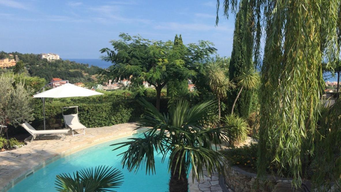 Villa Relais San Sebastiano Pietra Ligure Exterior foto